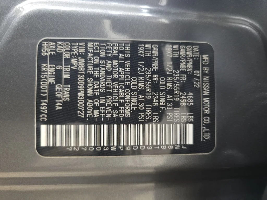 Used 2023 Gray Nissan Platinum image 37
