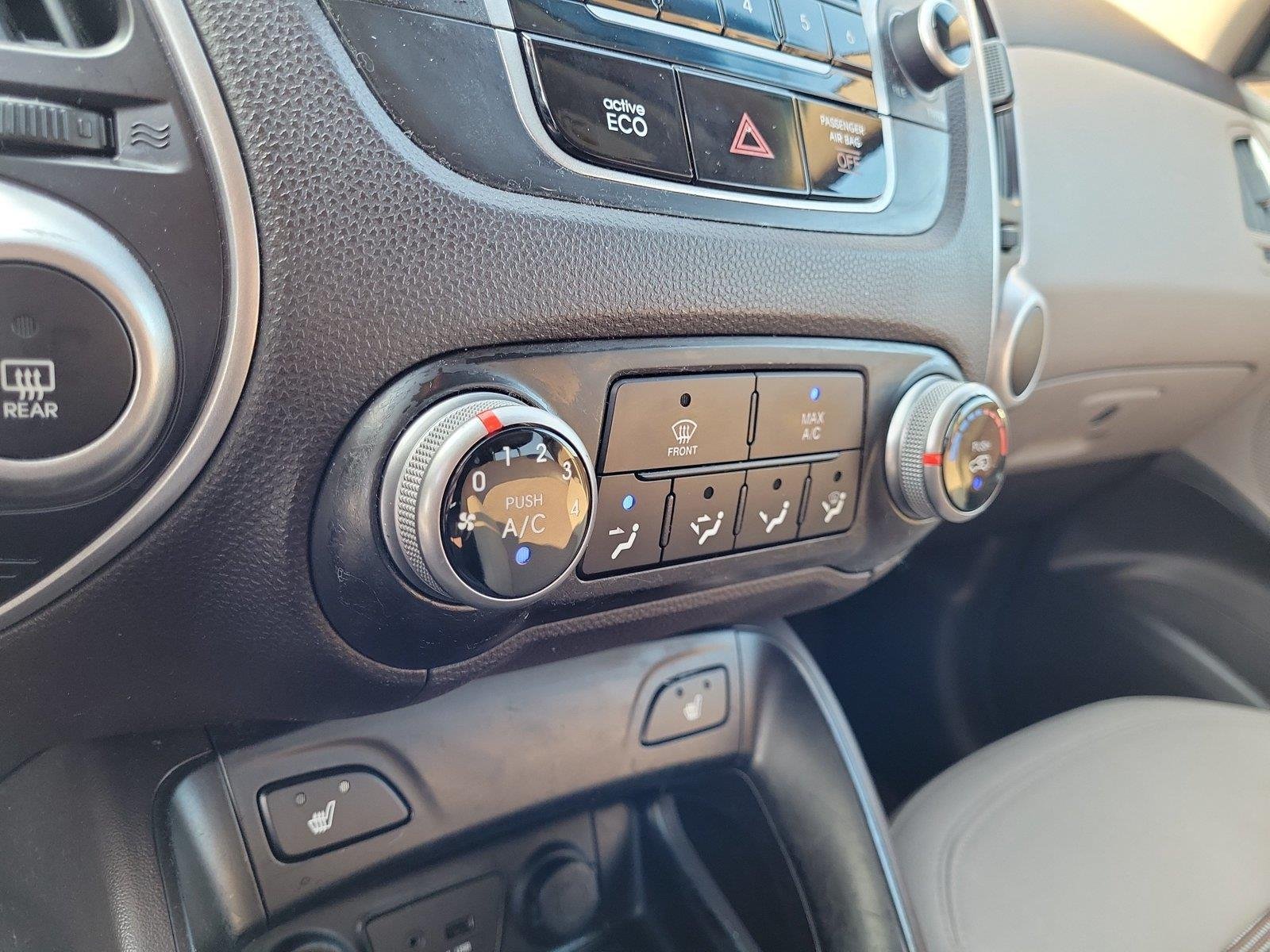 Used 2013 Chai Bronze Hyundai GLS image 30