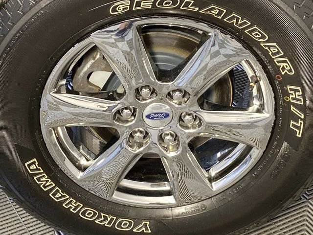 Used 2020 Black Ford XLT image 30