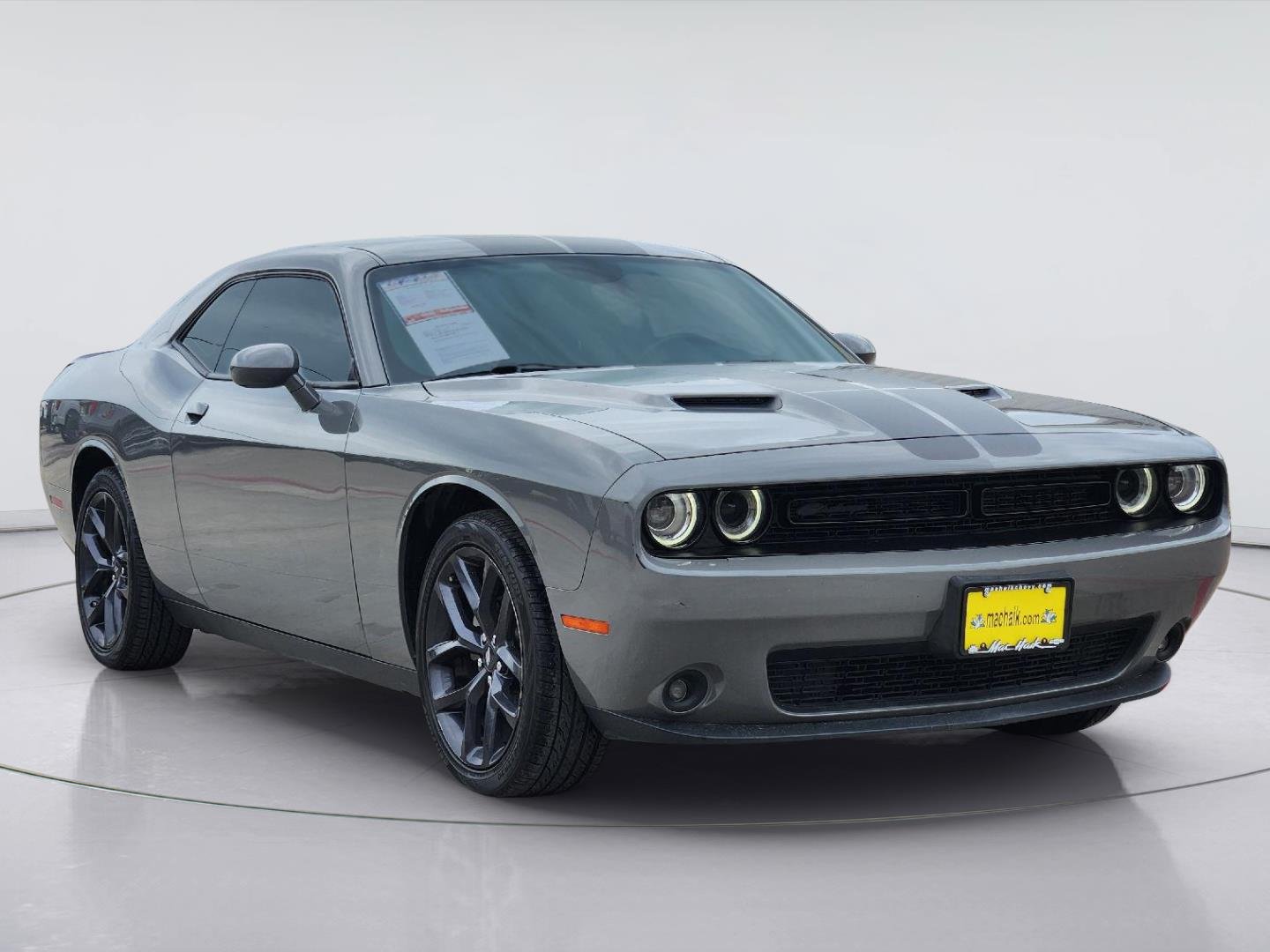 2023 Dodge Challenger photo 3 of 32