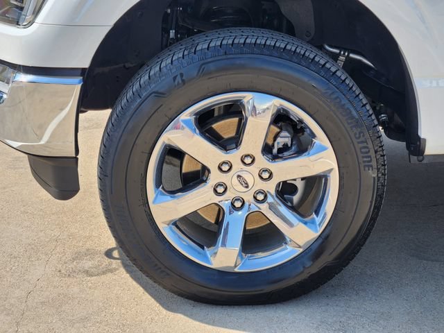Used 2023 White Ford XL image 17