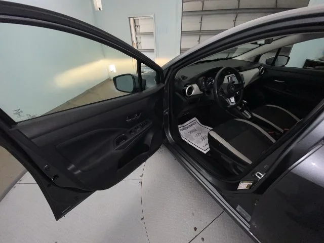 Used 2021 Gray Nissan 1.6 SV image 11