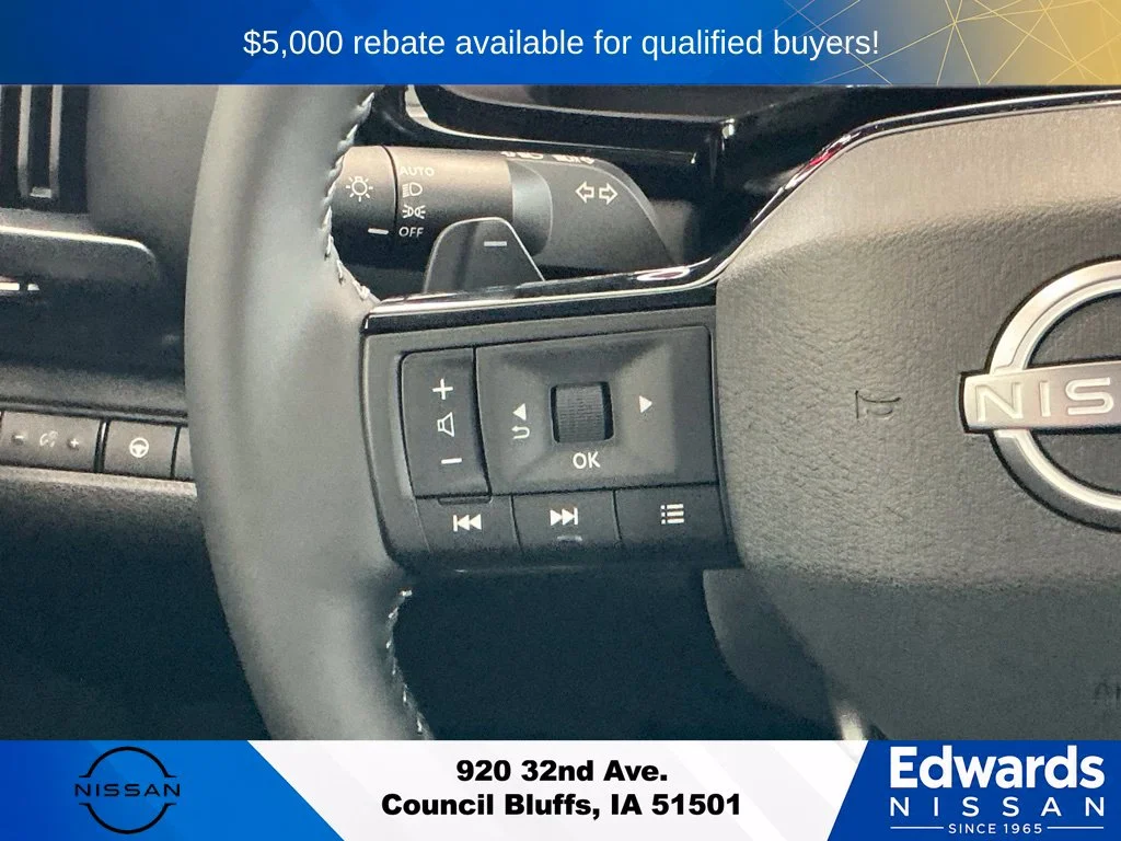 New 2026 Everest White Pearl TriCoat Nissan SL image 23