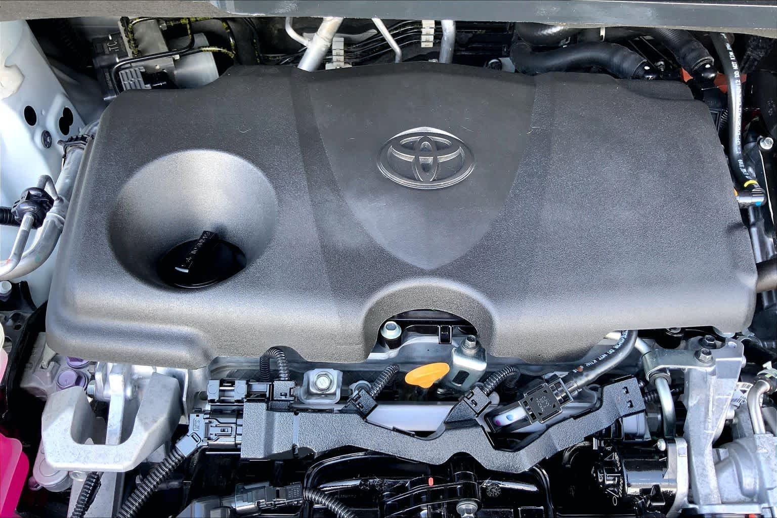 Used 2021 Blizzard Pearl Toyota XLE image 32