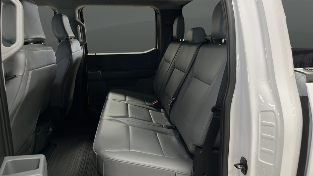 Used 2022 Oxford White Ford XL image 21