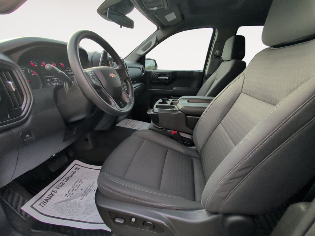 Used 2023 Gray Chevrolet Custom image 10