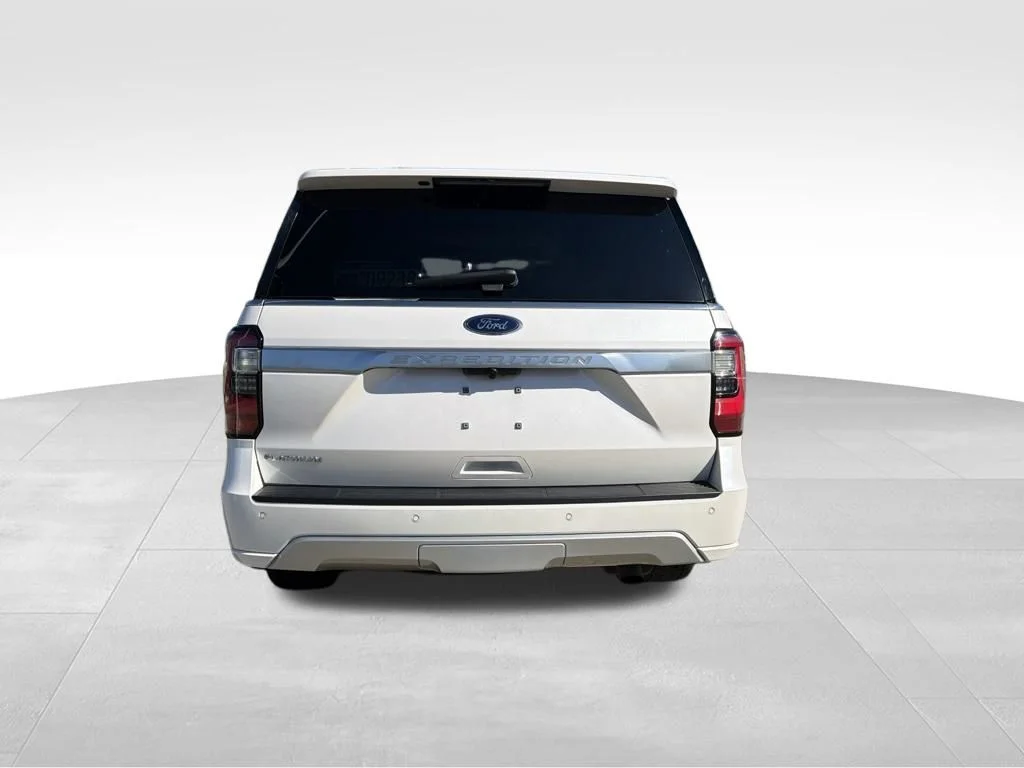 Used 2019 White Ford Platinum image 4