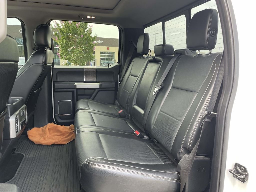 Used 2017 White Platinum Metallic Tri-Coat Ford Lariat image 3