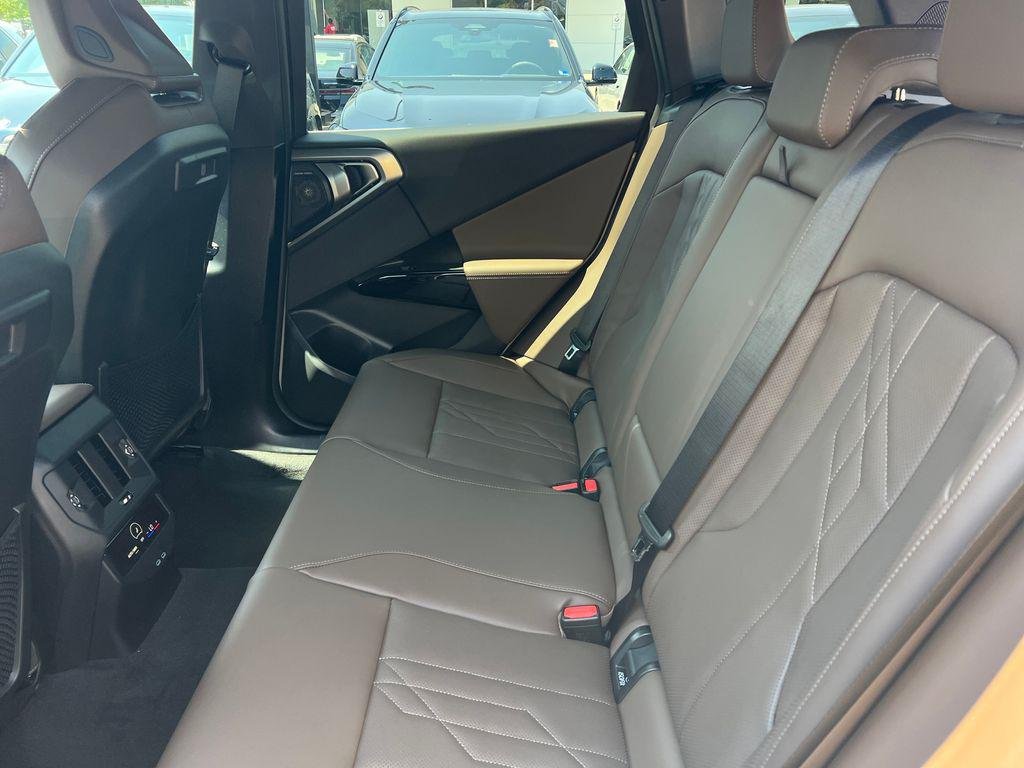 New 2026 Dune Grey Metallic BMW 30 xDrive image 24