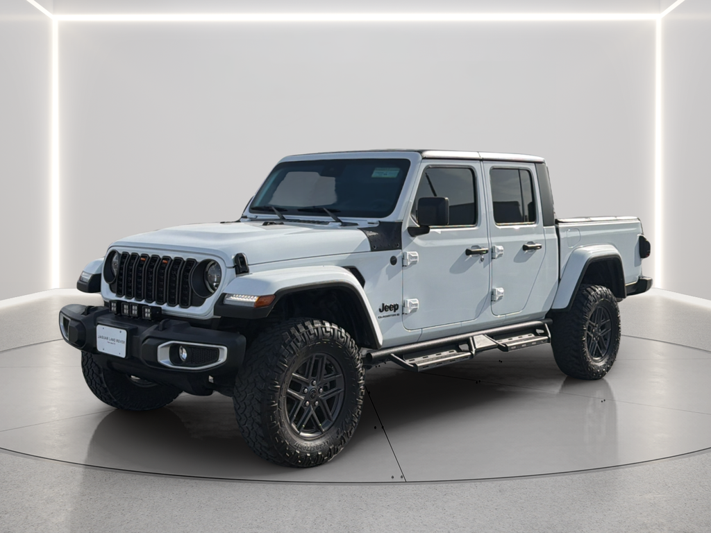 Used 2024 Bright White Clearcoat Jeep Sport S image 12