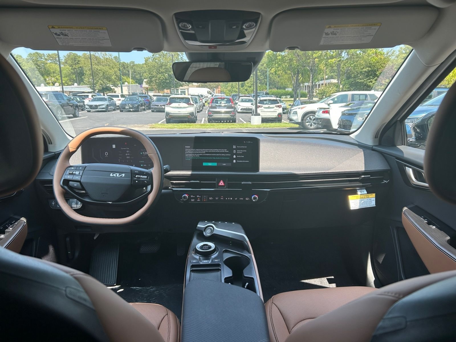 New 2026 Wolf Gray Kia WIND image 18