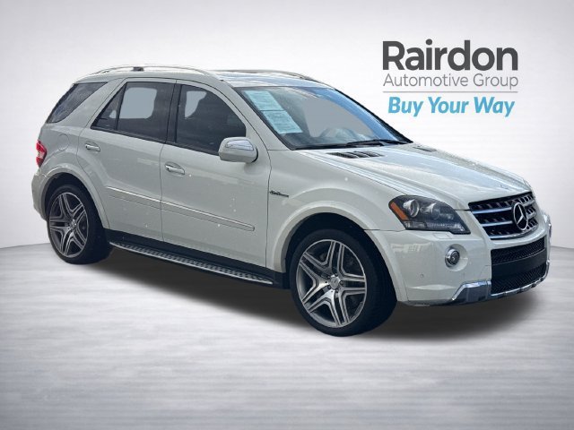 Used 2010 Arctic White Mercedes-Benz ML 63 AMG® image 1
