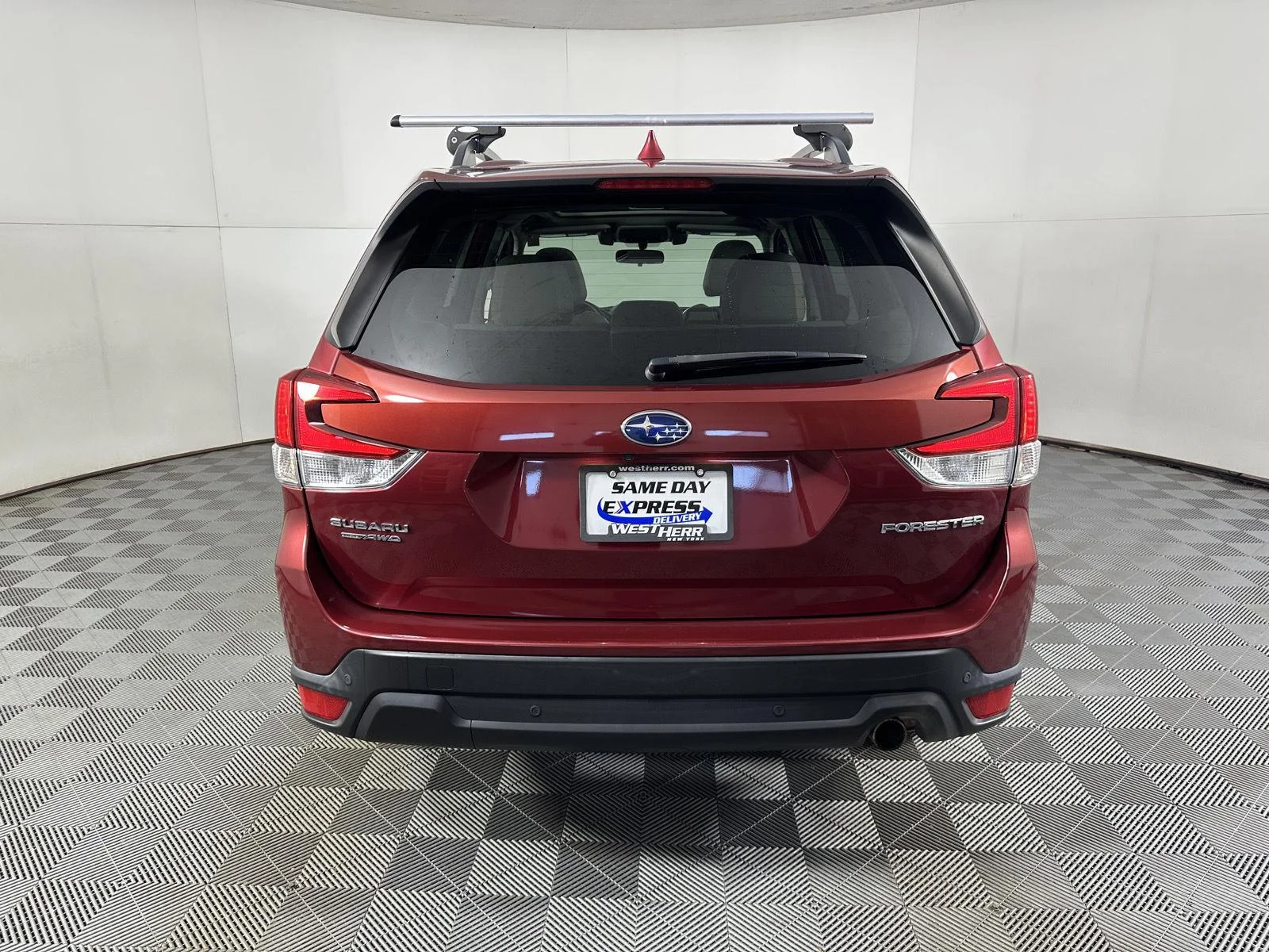 Used 2019 Crimson Red Pearl Subaru Limited image 16