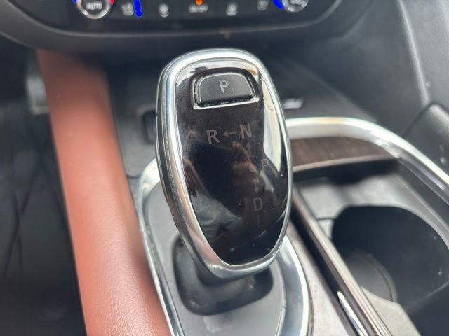 Certified Used 2021 Rich Garnet Metallic Buick Avenir image 29