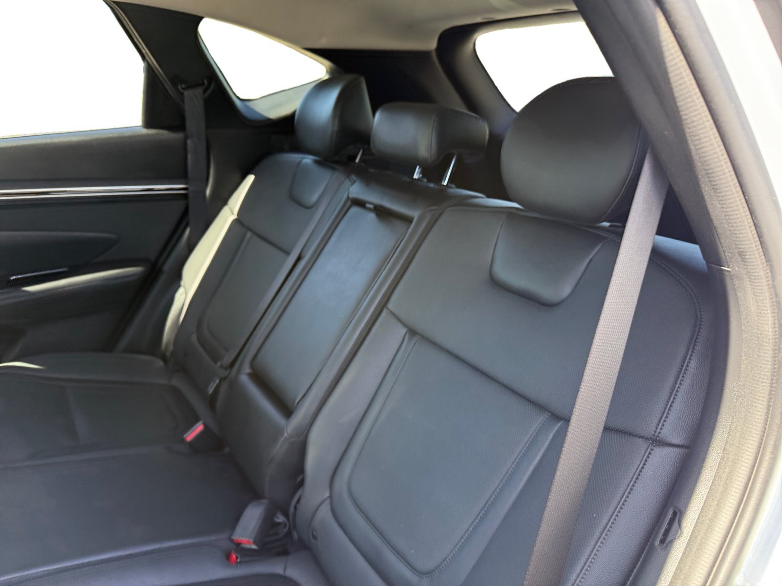 Certified Used 2022 Quartz White Hyundai SEL image 16
