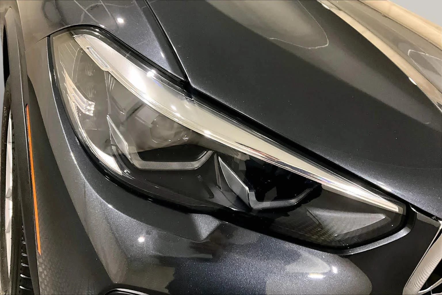 Used 2023 Dark Graphite Metallic BMW xDrive40i image 26
