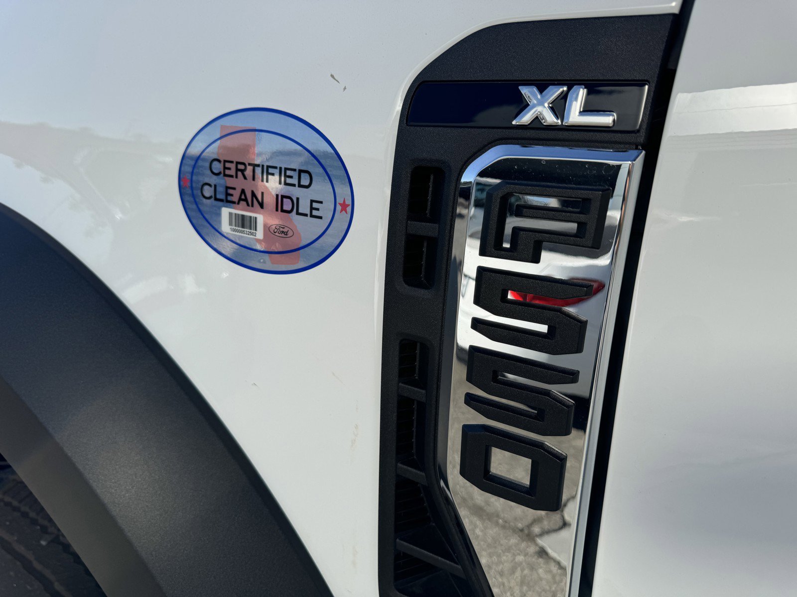 New 2024 Oxford White Ford F-550® XL image 14