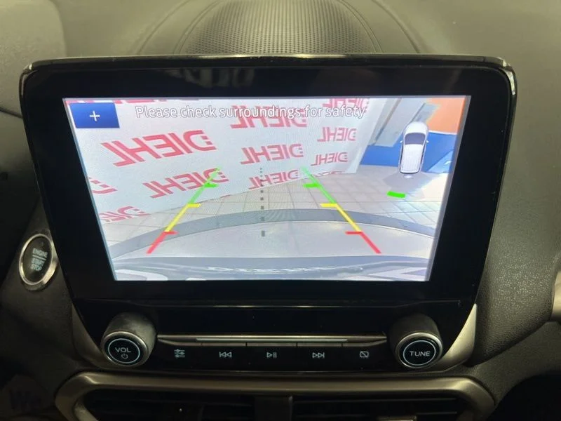 Used 2020 Blue Ford SE image 33