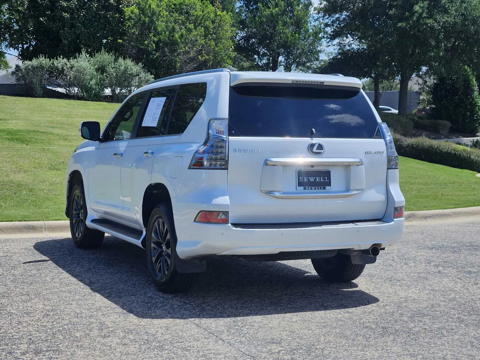 Certified Used 2021 STARFIRE PEARL Lexus Premium image 3