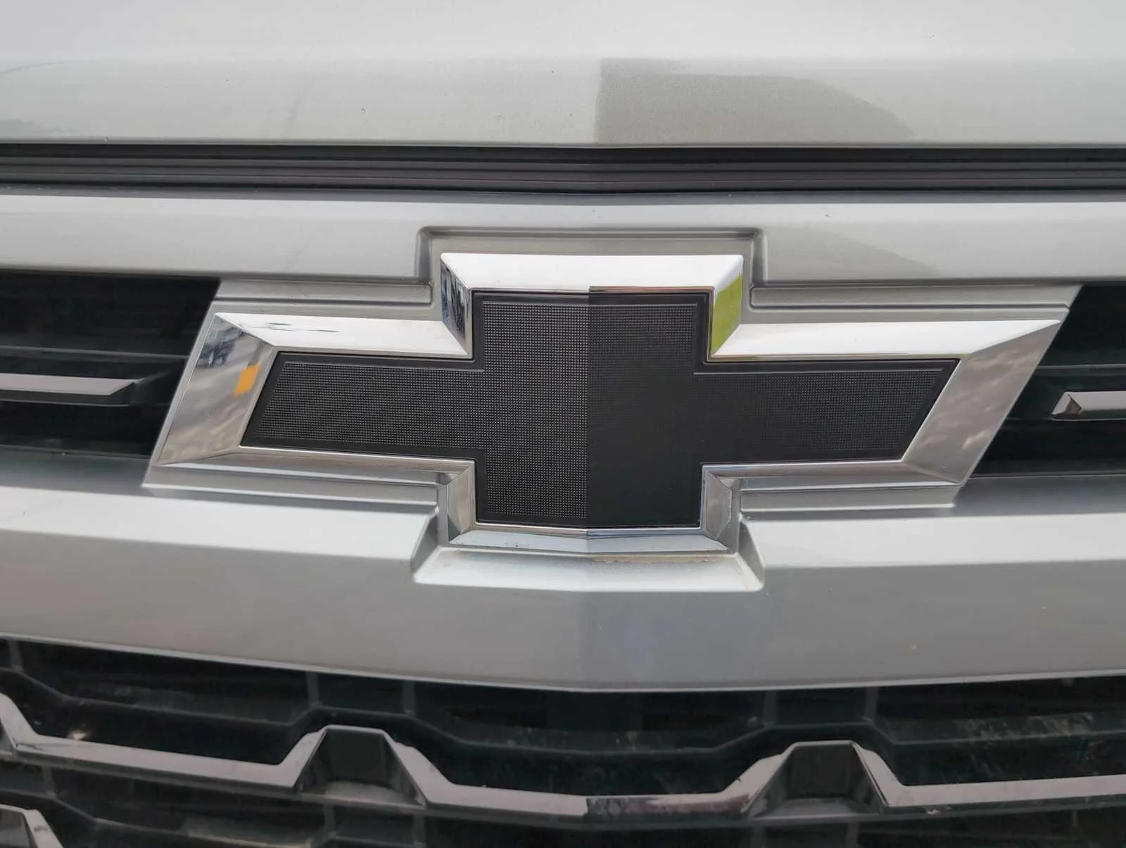 Used 2024 Sterling Gray Metallic Chevrolet RST image 31