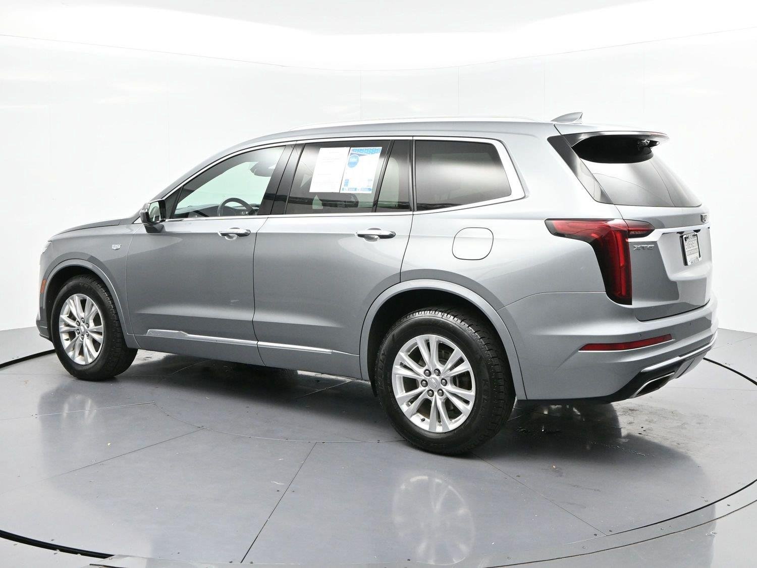Used 2024 Argent Silver Metallic Cadillac Luxury image 5