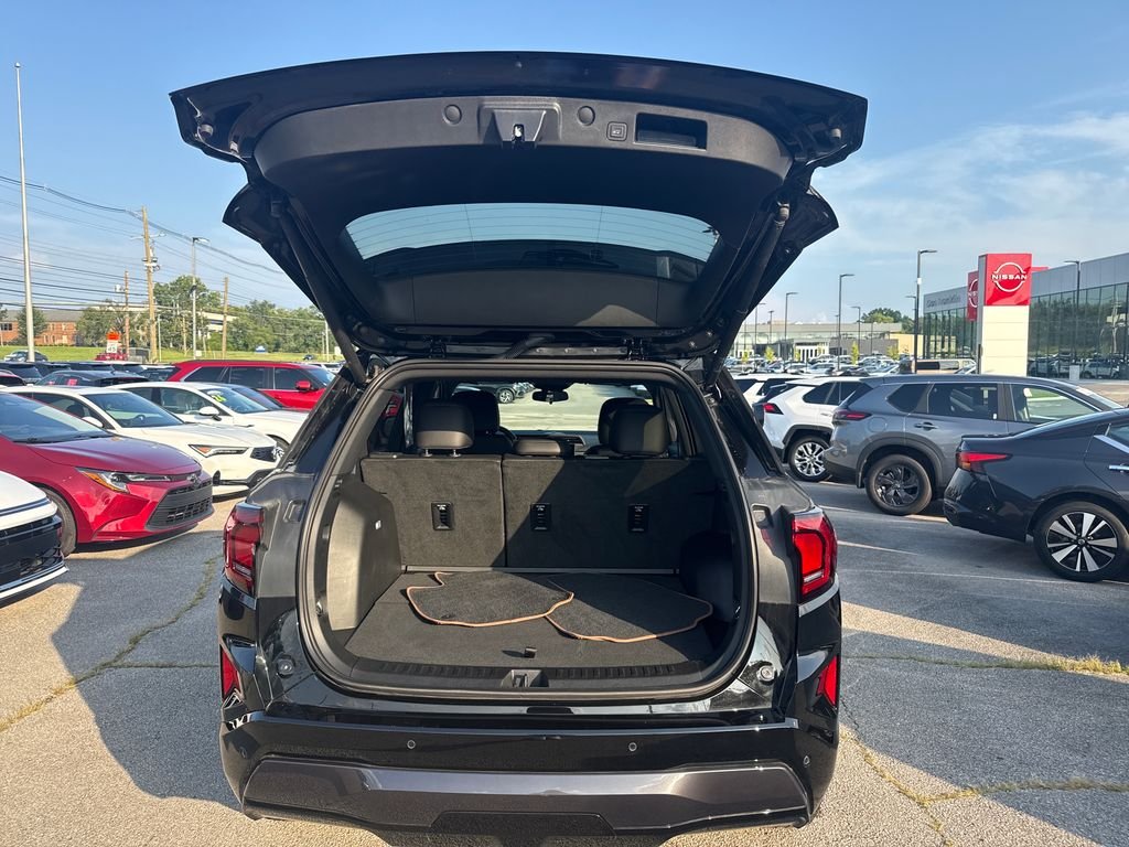 Certified Used 2026 Black GMC AT4 image 9