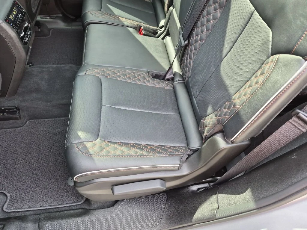 Used 2024 Silver Jeep Summit image 34
