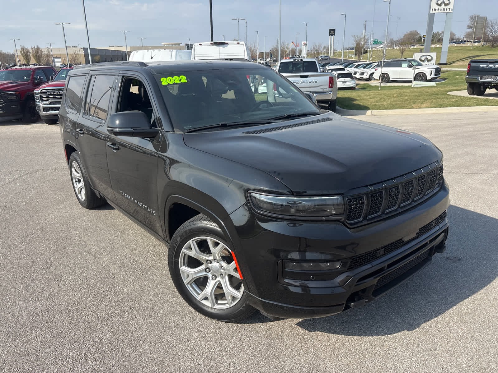 Used 2022 Jeep Grand Wagoneer Obsidian with VIN 1C4SJVFJXNS144704 for sale in Kansas City