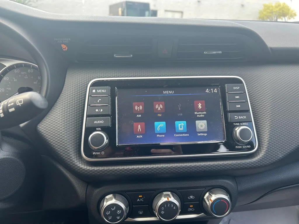 Used 2025 Gray Nissan S image 16