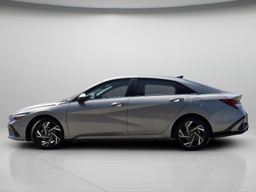 Used 2025 Fluid Metal Hyundai SEL Convenience image 21