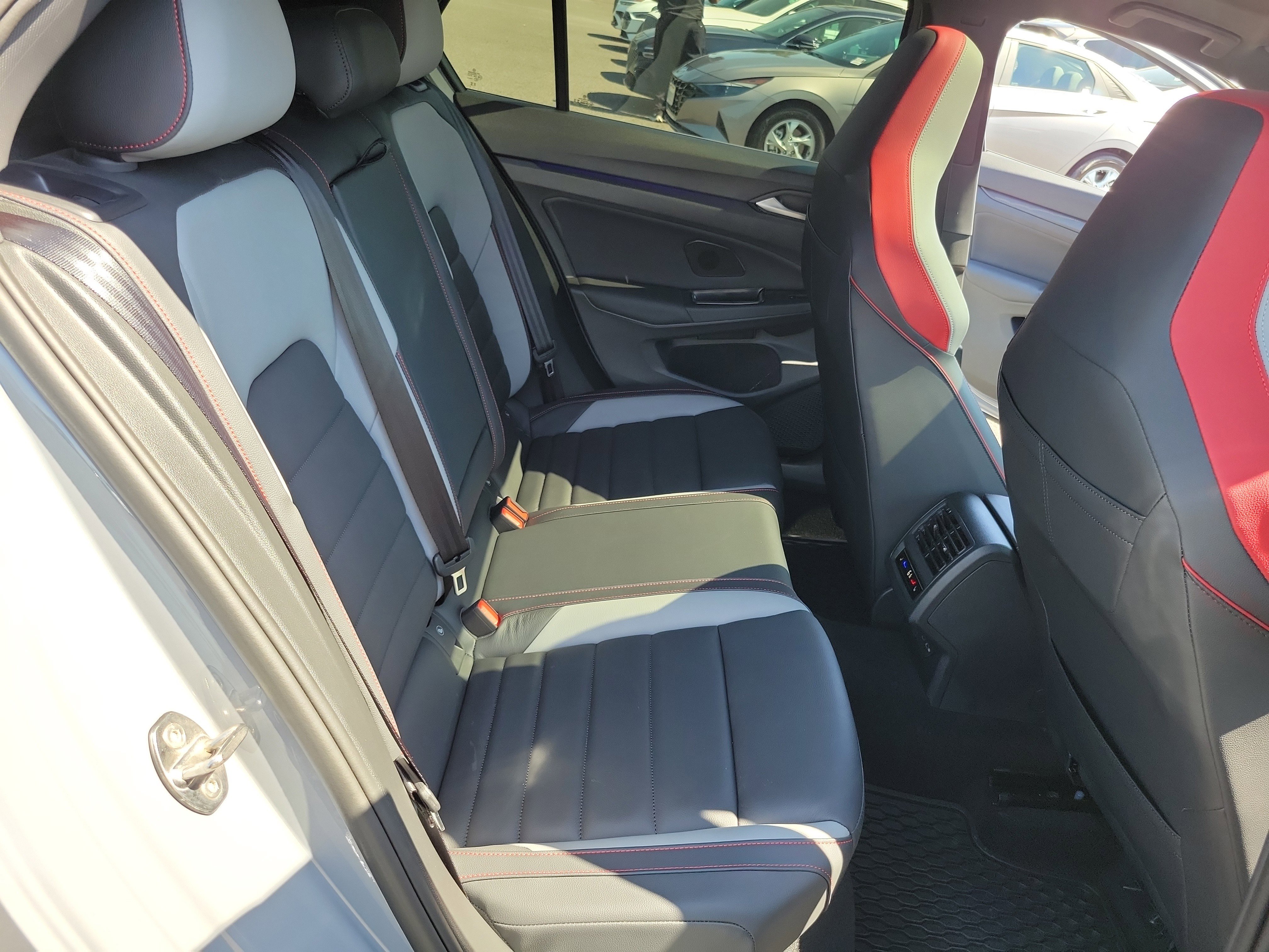 Used 2024 Moonstone Gray Volkswagen Autobahn image 24