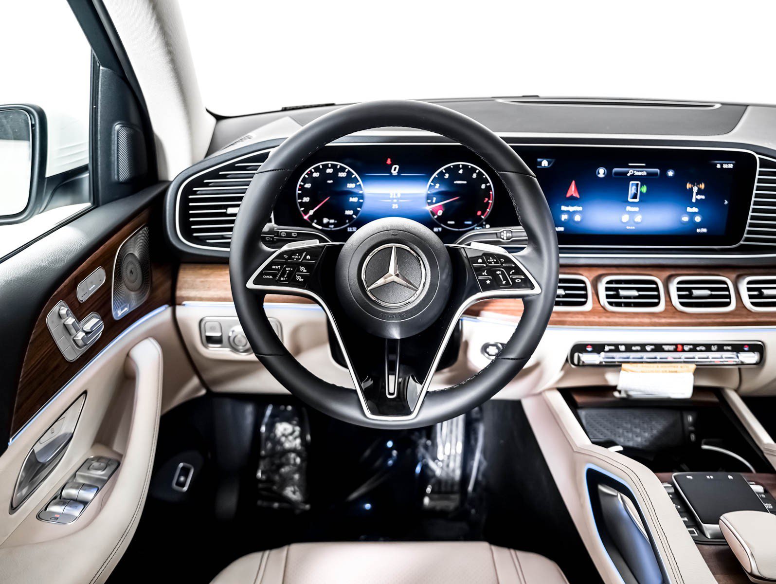 New 2026 Polar White Mercedes-Benz GLE 350 image 14
