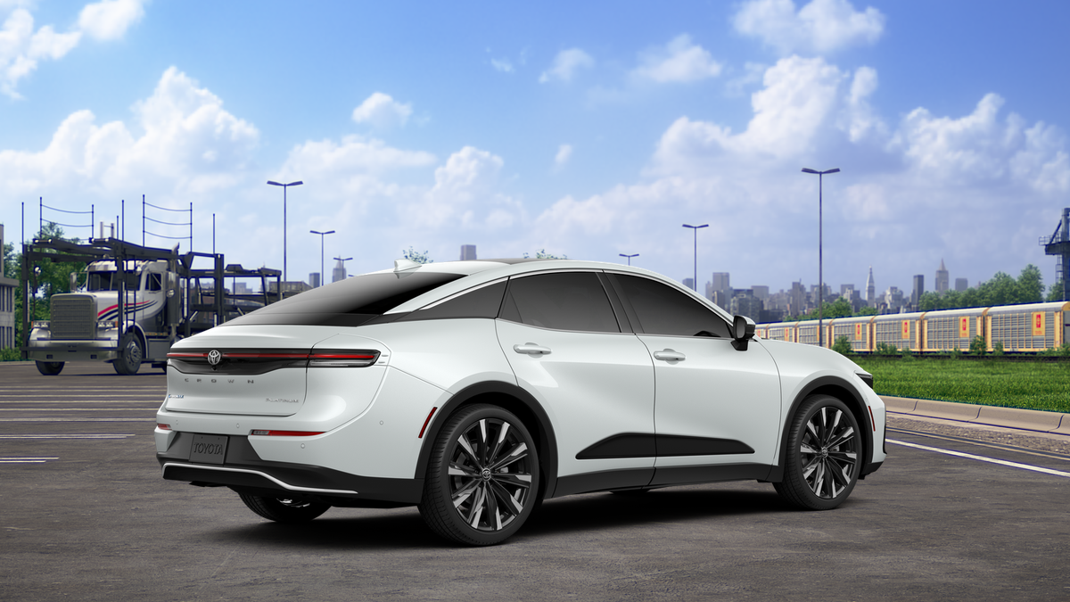 New 2026 Oxygen White Toyota Platinum image 33