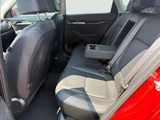 Used 2021 Orange Kia SX image 30