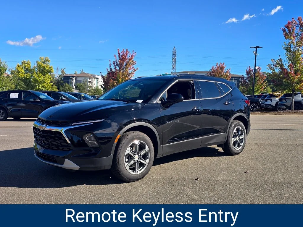 New 2026 Black Chevrolet 2LT image 5