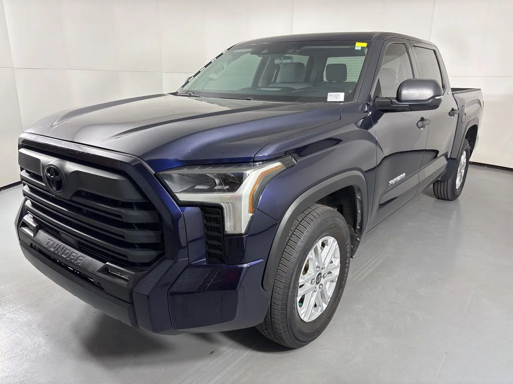 Used 2022 Blue Toyota SR5 image 4