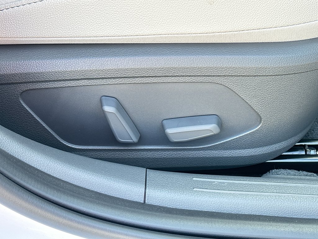 2025 Hyundai Sonata Hybrid Limited - Photo 33