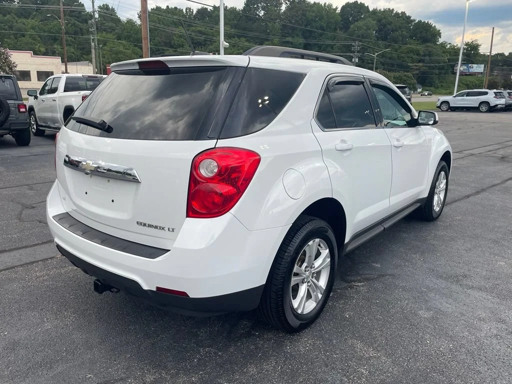 Used 2015 SUMMIT WHITE Chevrolet LT image 7