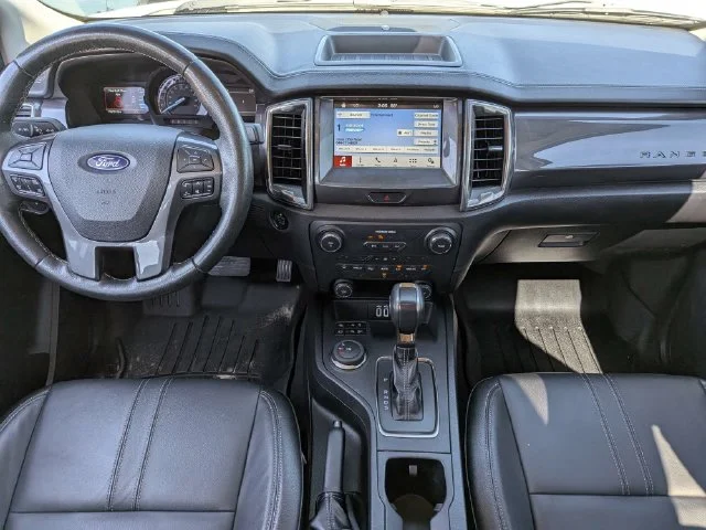 Used 2019 White Ford Lariat image 16