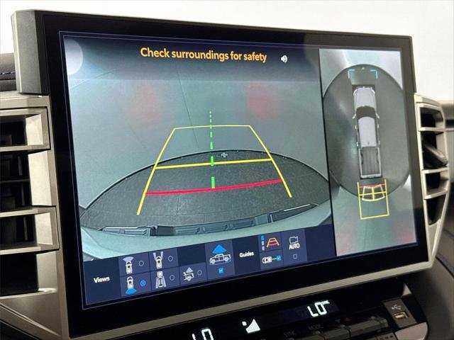 Certified Used 2025 WIND CHILL PEARL Toyota  image 25
