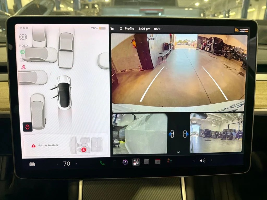 Used 2019 White Tesla Standard Range Plus image 24