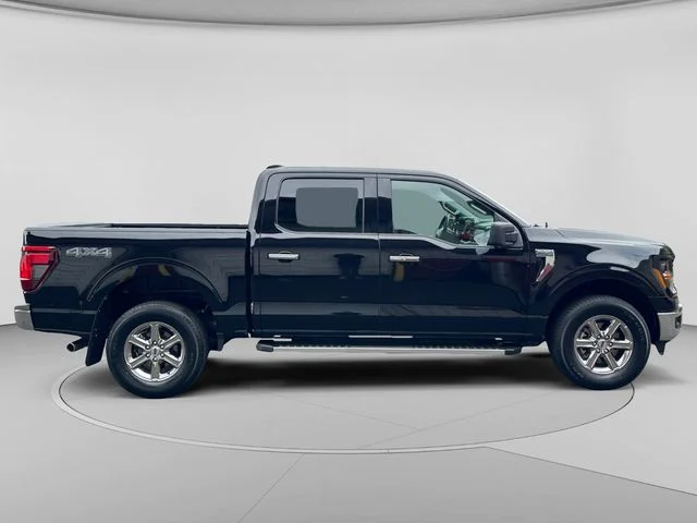 Used 2024 Agate Black Metallic Ford XLT image 6