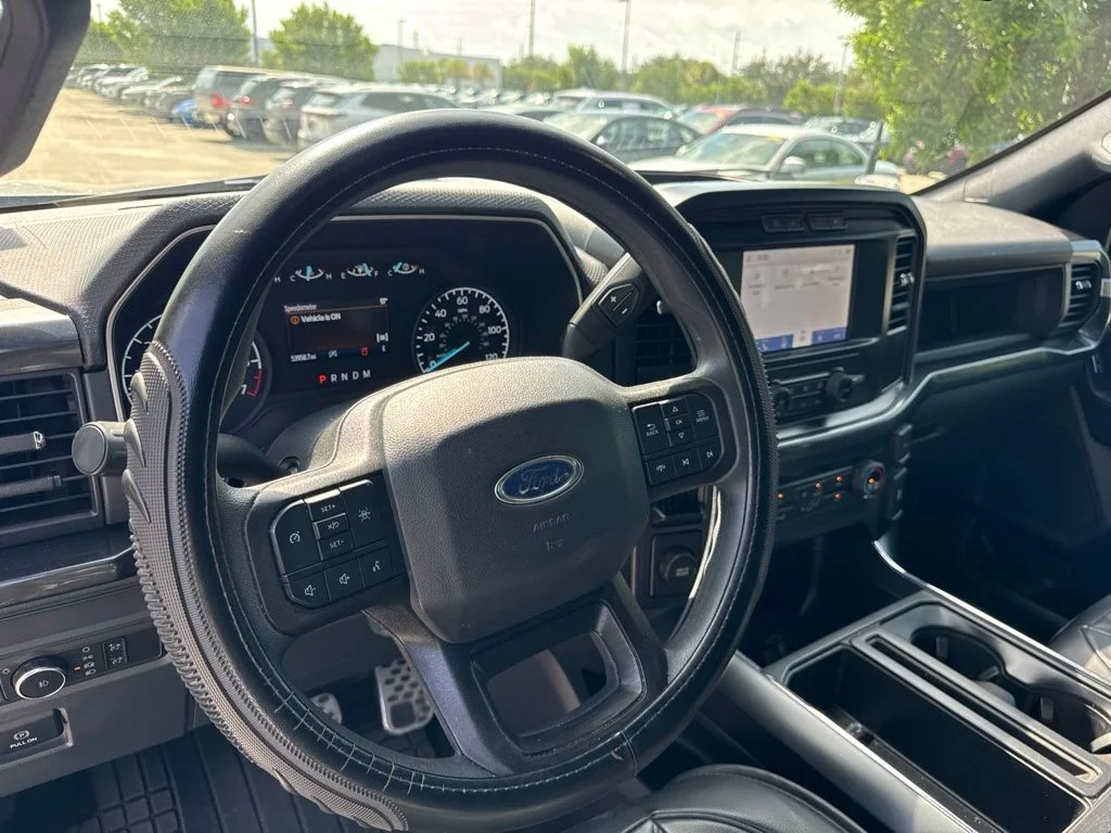 Used 2022 White Metallic Ford XL image 9
