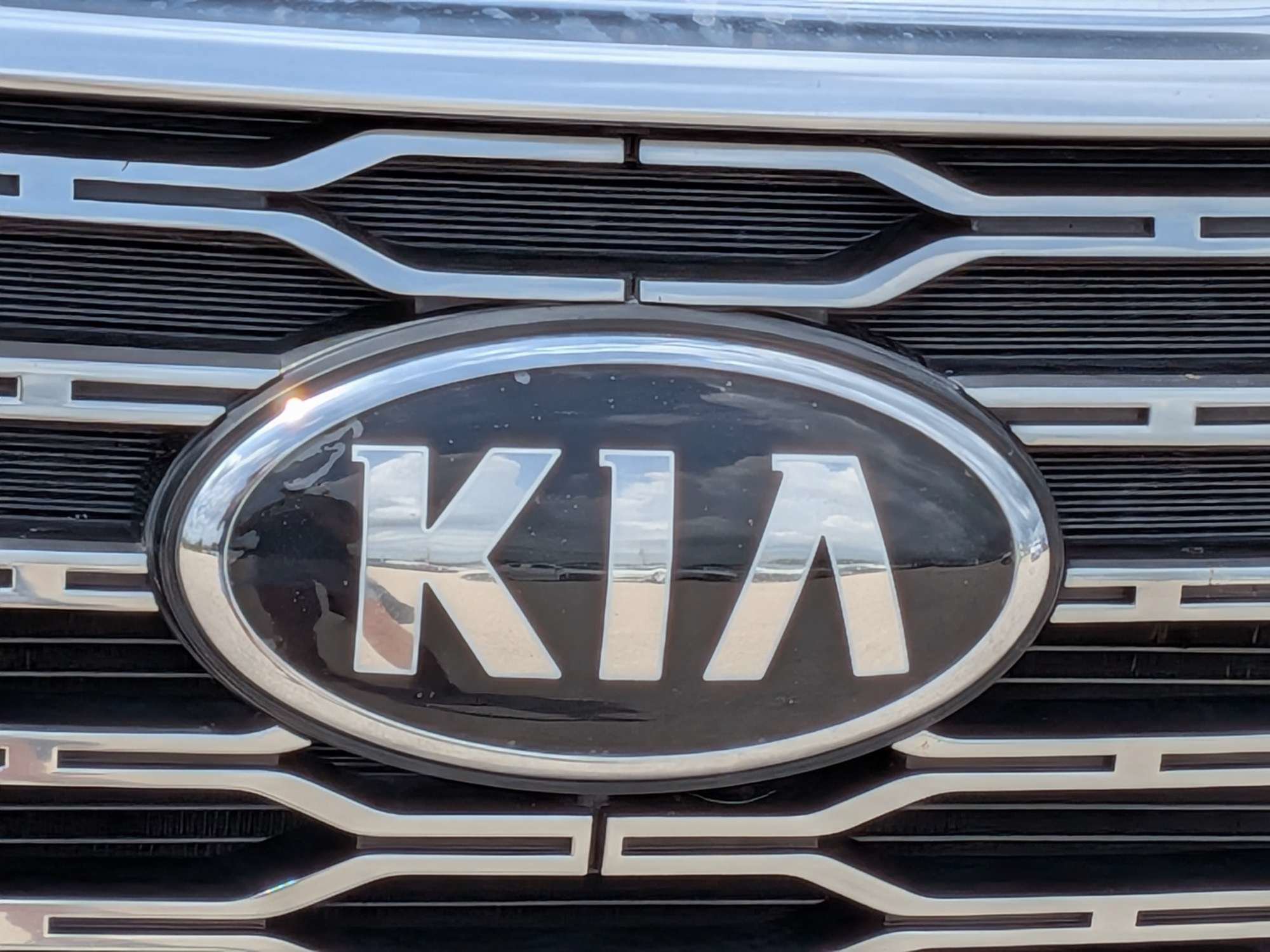 Used 2021 Gravity Grey Kia S image 13