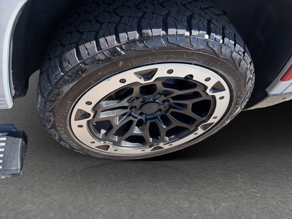 Used 2022 Silver Jeep Series III image 20