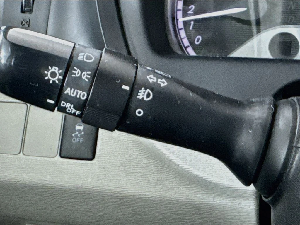 Used 2010 Silver Toyota Base image 12