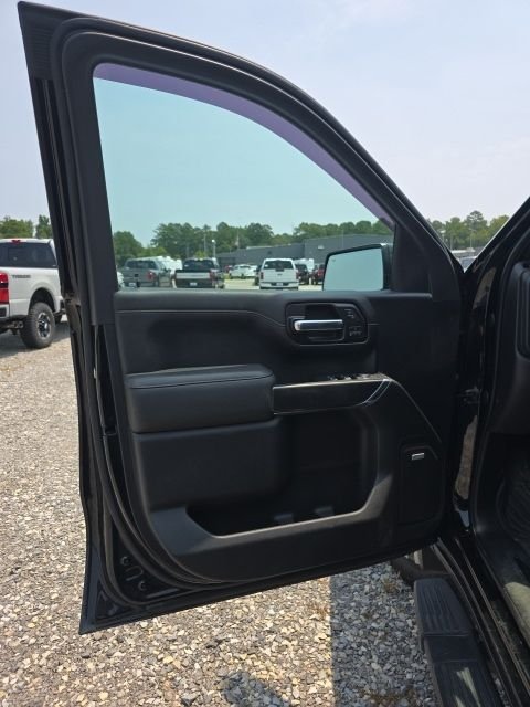 Used 2020 Black GMC AT4 image 8