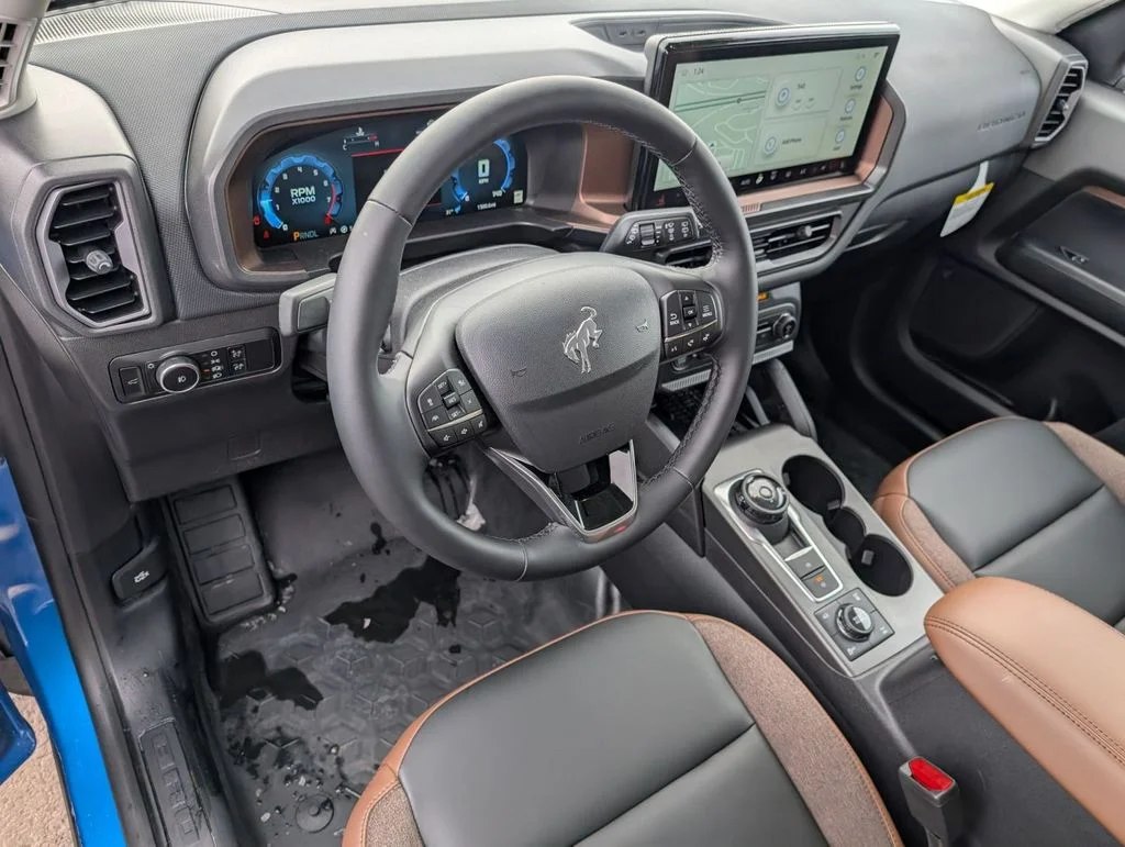 New 2025 Velocity Blue Metallic Ford Outer Banks® image 21