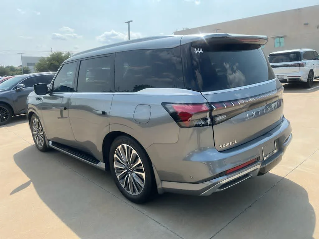 Certified Used 2026 Dynamic Metal INFINITI LUXE image 5