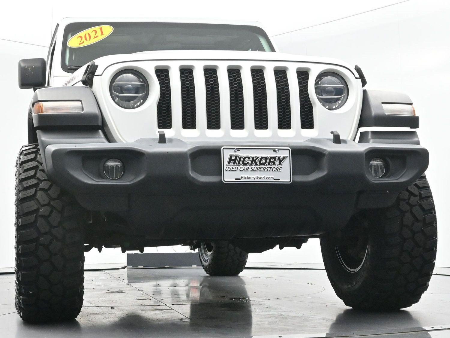 Used 2021 Bright White Clearcoat Jeep Unlimited Islander image 44